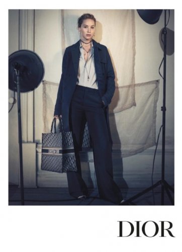         Christian Dior 4